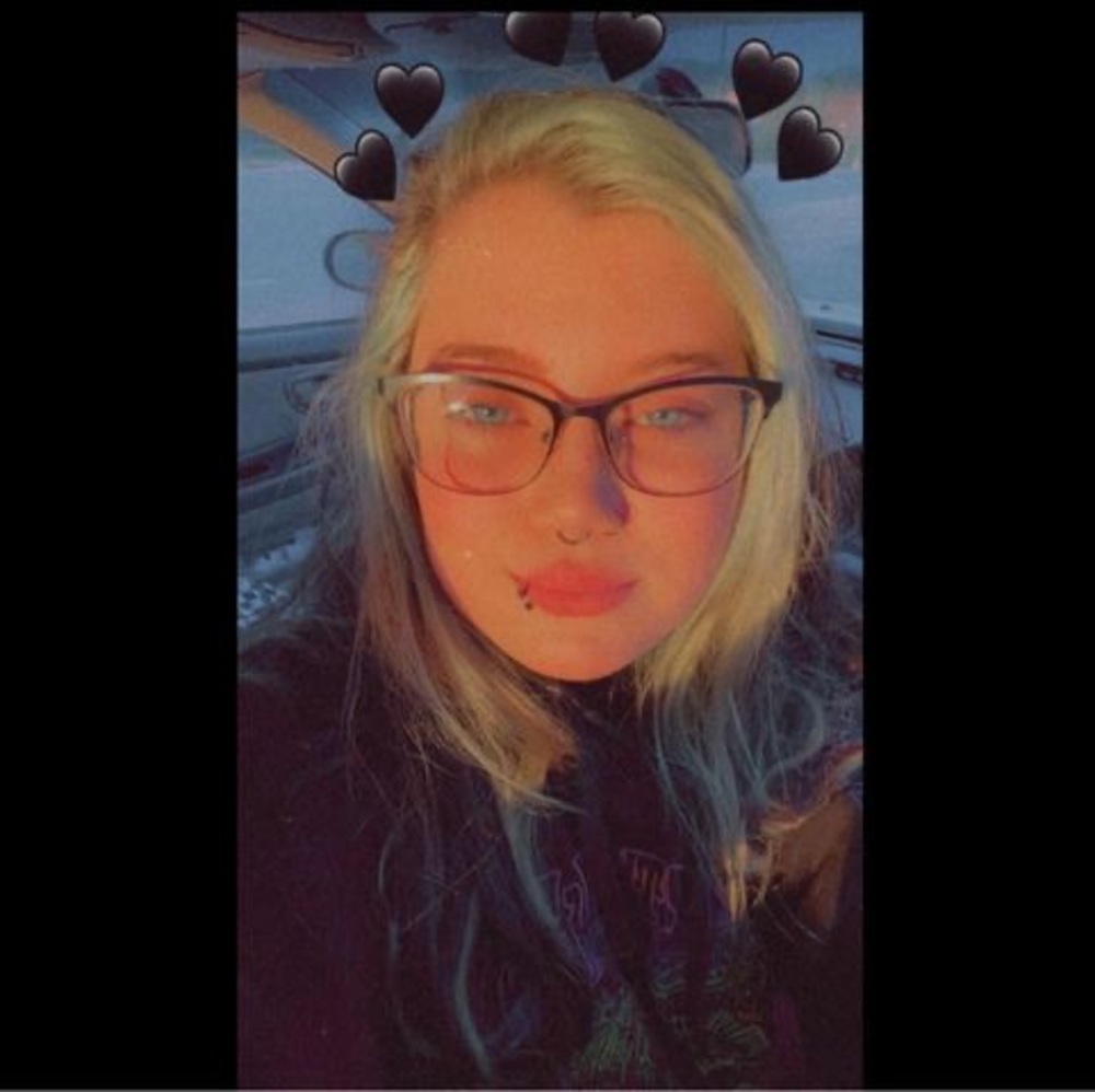 Meet your Posher, Alie